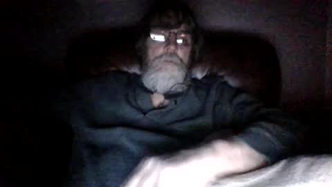 Snapshot of runningaround60 chatting on 02-24-25, 02:40 runningaround60 online show from 02-24-25, 02:40