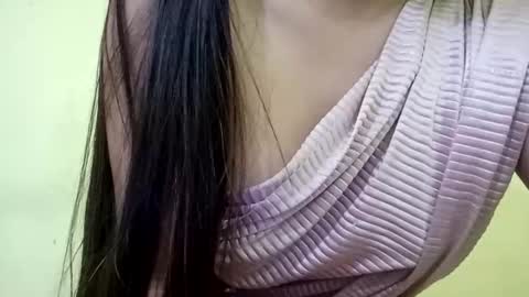 Snapshot of rupali01 chatting on 02-12-25, 12:33 Rupali online show from 02-12-25, 12:33