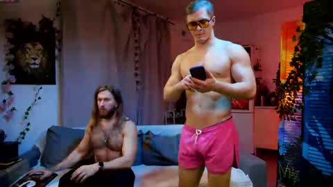 Snapshot of rusbigpaul chatting on 03-20-26, 06:35 Paul online show from 03-20-26, 06:35