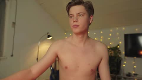 Snapshot of rusbradpitt chatting on 02-20-26, 03:01 rusbradpitt online show from 02-20-26, 03:01