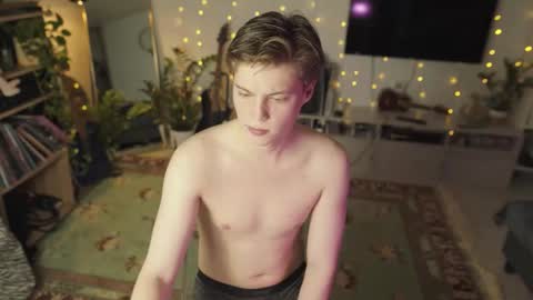 Snapshot of rusbradpitt chatting on 03-03-26, 04:13 rusbradpitt online show from 03-03-26, 04:13