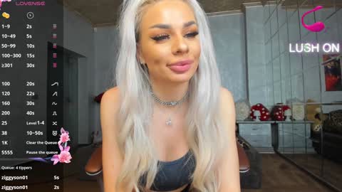 Snapshot of russian_ava chatting on 12-23-24, 02:56 Ava online show from 12-23-24, 02:56
