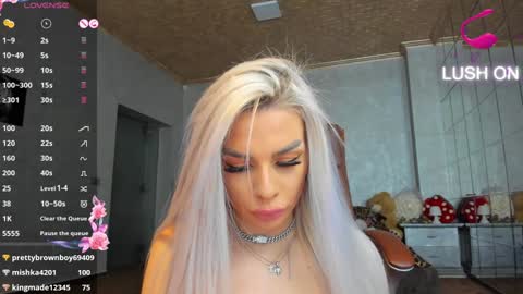 Snapshot of russian_ava chatting on 12-24-24, 12:44 Ava online show from 12-24-24, 12:44