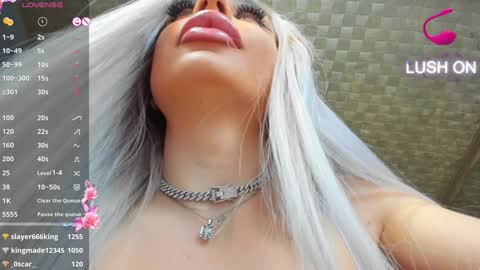 Snapshot of russian_ava chatting on 12-25-24, 11:31 Ava online show from 12-25-24, 11:31