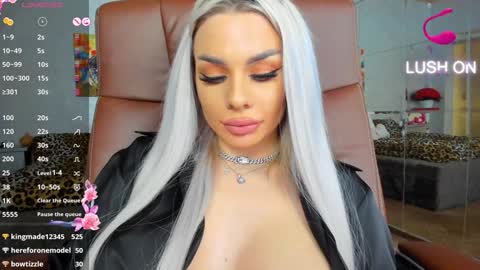 Snapshot of russian_ava chatting on 12-28-24, 12:57 Ava online show from 12-28-24, 12:57