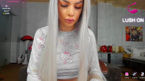 Snapshot of russian_ava chatting on 02-25-25, 12:13 Ava online show from 02-25-25, 12:13
