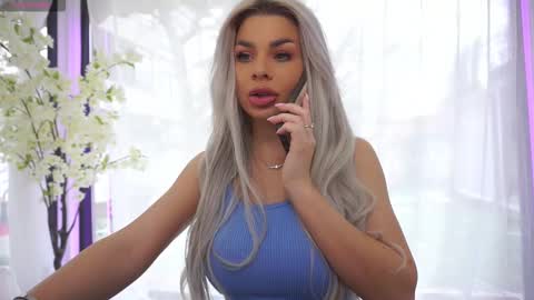 Ava online show from 02-05-26, 07:57