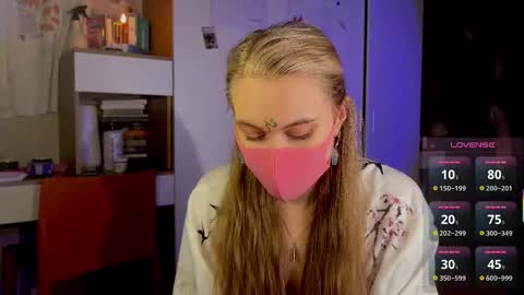 Mary online show from 11-07-25, 08:42