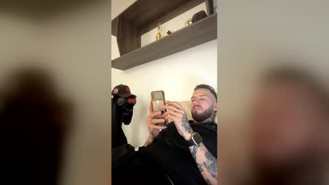 russo_fox online show from 05-06-26, 12:41