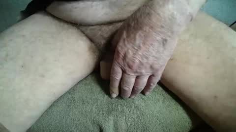 Snapshot of rustic69 chatting on 05-09-26, 02:33 rustic69 online show from 05-09-26, 02:33