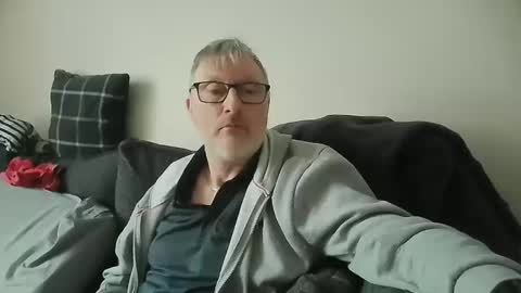 rusty69x online show from 12-31-24, 09:42