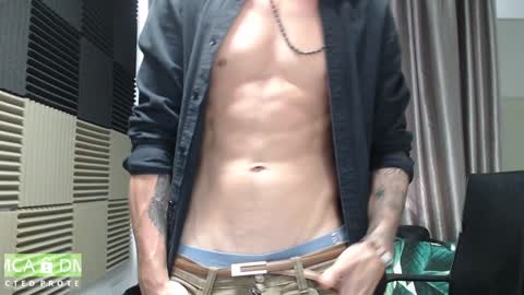 MillionDollarGuy online show from 01-15-25, 03:33