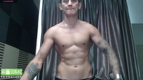 MillionDollarGuy online show from 01-21-25, 03:04