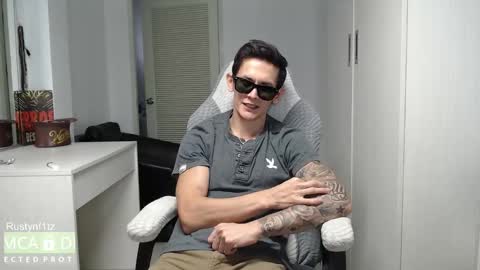 MillionDollarGuy online show from 10-03-25, 03:58