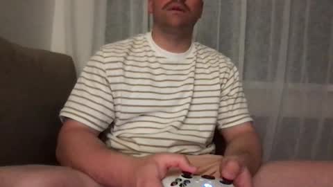 Snapshot of rustythename chatting on 10-16-25, 09:21 rustythename online show from 10-16-25, 09:21