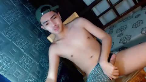 ruszel_xcx online show from 10-04-25, 05:22