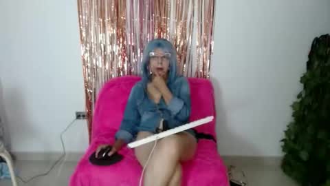 ruth_blue21 online show from 11-25-25, 01:49
