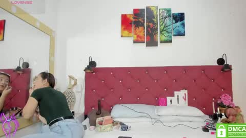 Snapshot of ruth_harvey chatting on 04-17-26, 01:47 Ruth online show from 04-17-26, 01:47