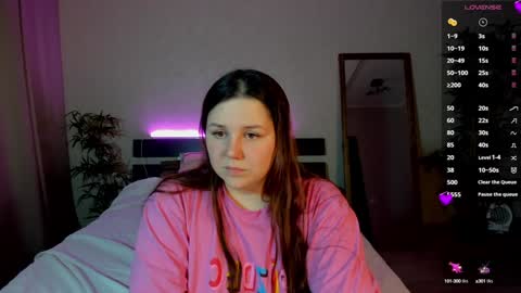 Ruth GMT2 Mon 10 AM - 4 PM Tue 10 AM - 4 PM  Thu 3-9 AM Fri 10 AM - 4 PM Sun 10 AM - 4 PM. online show from 12-12-24, 08:25
