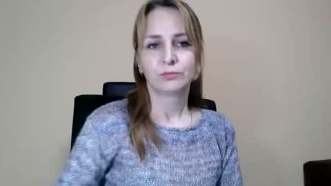 Snapshot of ruthpark chatting on 10-06-25, 08:56 Ruth online show from 10-06-25, 08:56