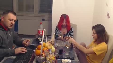 ruxandradanny online show from 12-11-24, 08:39