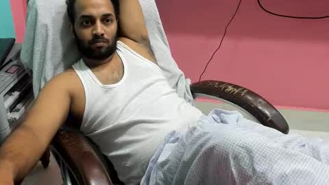 Snapshot of rwb17 chatting on 10-01-25, 10:10 rwb17 online show from 10-01-25, 10:10