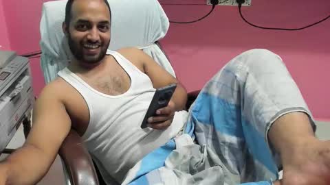 Snapshot of rwb17 chatting on 10-28-25, 11:58 rwb17 online show from 10-28-25, 11:58