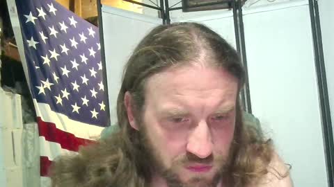 Snapshot of rwb1982 chatting on 10-18-25, 01:12 rwb1982 online show from 10-18-25, 01:12