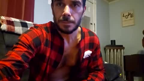 Snapshot of ryan198650 chatting on 12-14-25, 11:53 ryan198650 online show from 12-14-25, 11:53