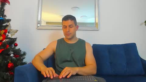 ryan mckenna online show from 12-14-25, 07:40