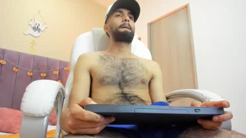 Snapshot of ryan_jackson_ chatting on 10-09-25, 01:14 ryan_jackson_ online show from 10-09-25, 01:14