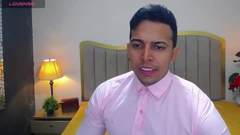 Snapshot of ryan_nesson chatting on 09-13-25, 01:55 Ryan online show from 09-13-25, 01:55