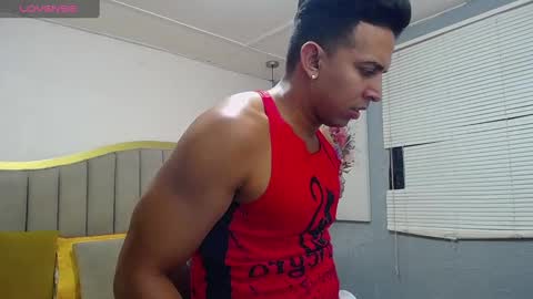 Snapshot of ryan_nesson chatting on 10-15-25, 01:28 Ryan online show from 10-15-25, 01:28