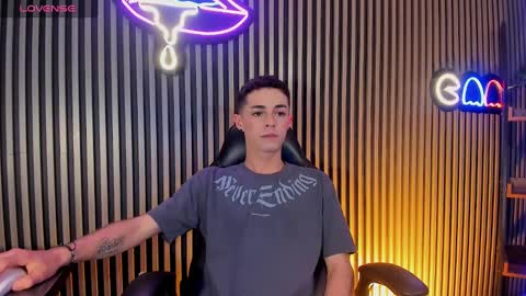 Snapshot of ryan_sailor chatting on 09-23-25, 10:35 RYAN online show from 09-23-25, 10:35