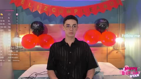 Snapshot of ryan_sailor chatting on 10-08-25, 10:29 RYAN online show from 10-08-25, 10:29