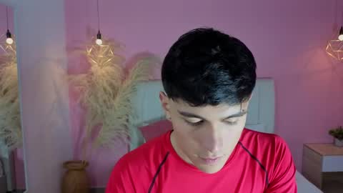 Snapshot of ryan_valentino chatting on 05-28-26, 02:03 ryan valentino online show from 05-28-26, 02:03