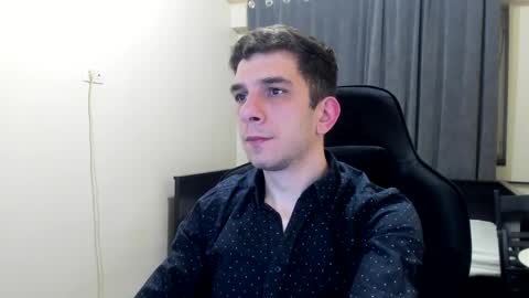 Snapshot of ryandusk chatting on 04-09-26, 08:47 Andrew C. online show from 04-09-26, 08:47