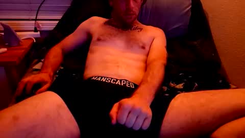 Snapshot of ryanfc85 chatting on 05-11-26, 04:07 RFC666 online show from 05-11-26, 04:07