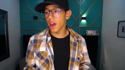 RyanPricee online show from 12-24-24, 06:22