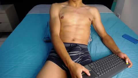 RyanPricee online show from 01-10-25, 05:47