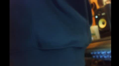 Snapshot of rynoxox chatting on 01-20-25, 07:58 rynoxox online show from 01-20-25, 07:58