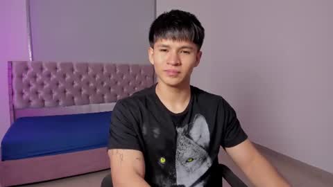 Snapshot of ryo_kush0 chatting on 08-06-26, 12:51 ryo_kush0 online show from 08-06-26, 12:51