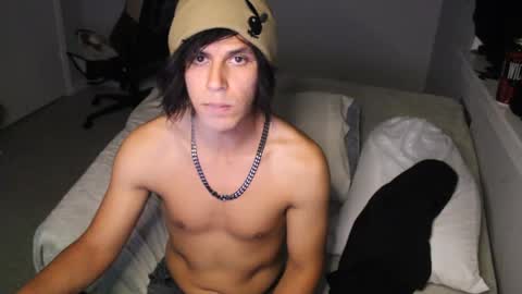 Snapshot of ryot35 chatting on 09-27-25, 12:59 Ryot3 online show from 09-27-25, 12:59