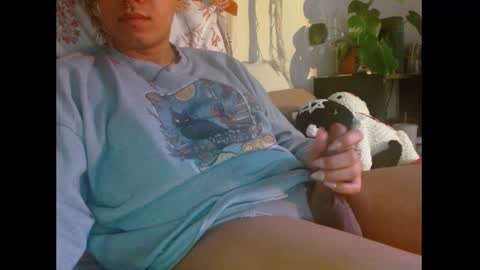 Emryss online show from 12-14-24, 09:13