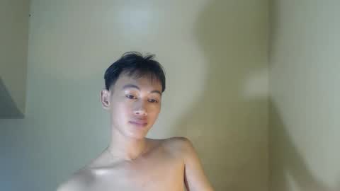 ryuchan050506 online show from 11-02-25, 08:28