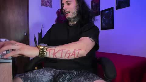 leopmonk help me reach 100 thumbs up online show from 01-12-26, 01:44