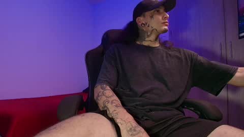 Snapshot of ryuk_it chatting on 03-09-26, 02:48 leopmonk help me reach 100 thumbs up online show from 03-09-26, 02:48