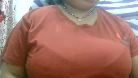 Snapshot of s03286 chatting on 10-26-25, 04:57 HotLovers online show from 10-26-25, 04:57