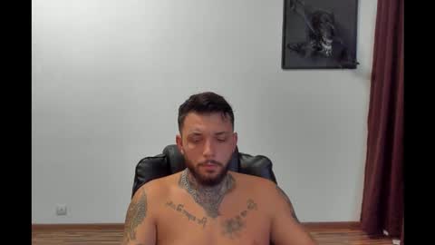 Snapshot of s1nmaster chatting on 09-22-25, 06:15 s1nmaster online show from 09-22-25, 06:15