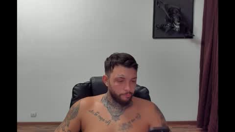 Snapshot of s1nmaster chatting on 09-23-25, 07:06 s1nmaster online show from 09-23-25, 07:06